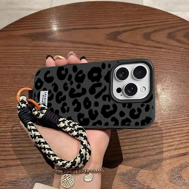 Realme Note 50 - Etui z motywem panterki ze smyczą